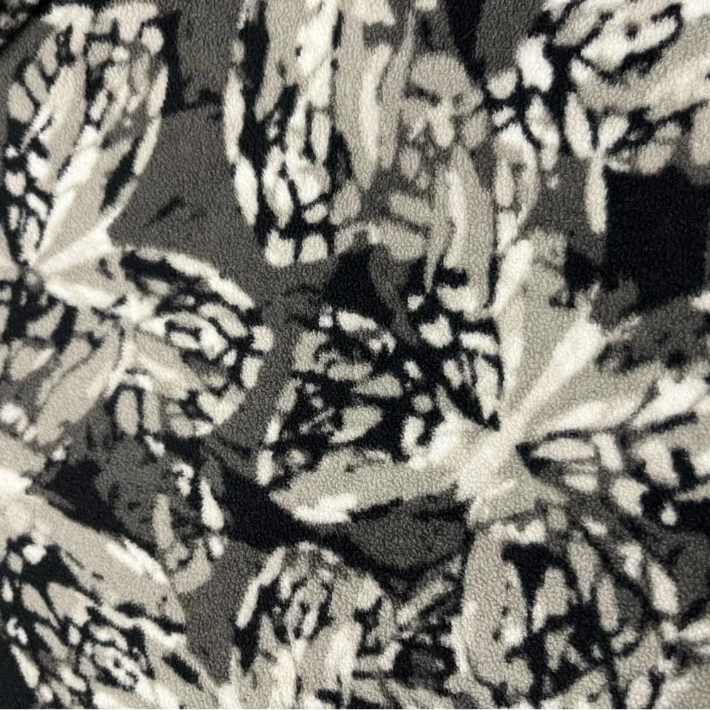 Eddie Bauer Women’s Cloud Layer 1/4 Zip Fleece Pullover Butterfly Print … - Picture 10 of 15